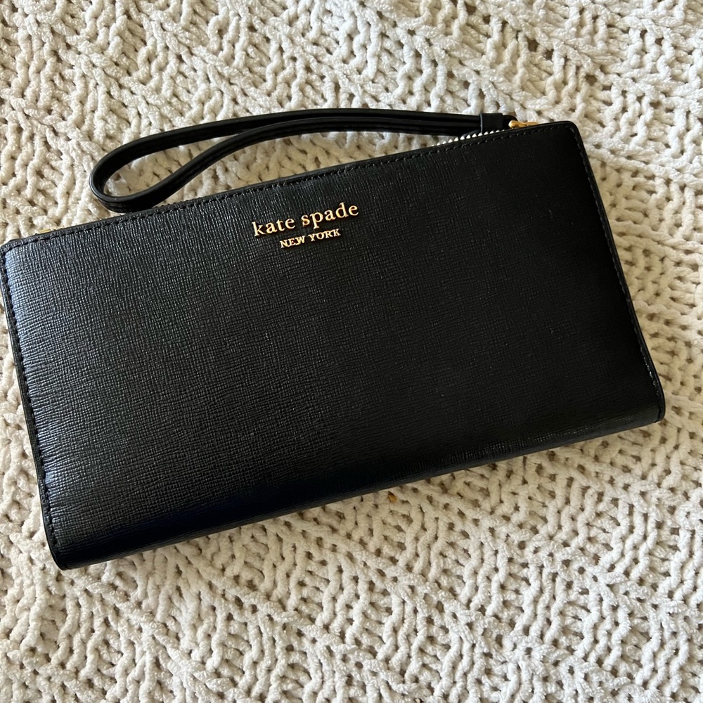 Kate Spade Spencer Continental Black Wristlet wallet